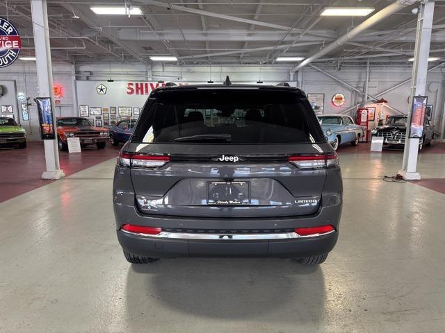 new 2025 Jeep Grand Cherokee car, priced at $41,680