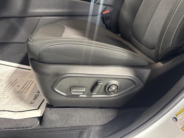 new 2025 Jeep Grand Cherokee L car, priced at $43,584