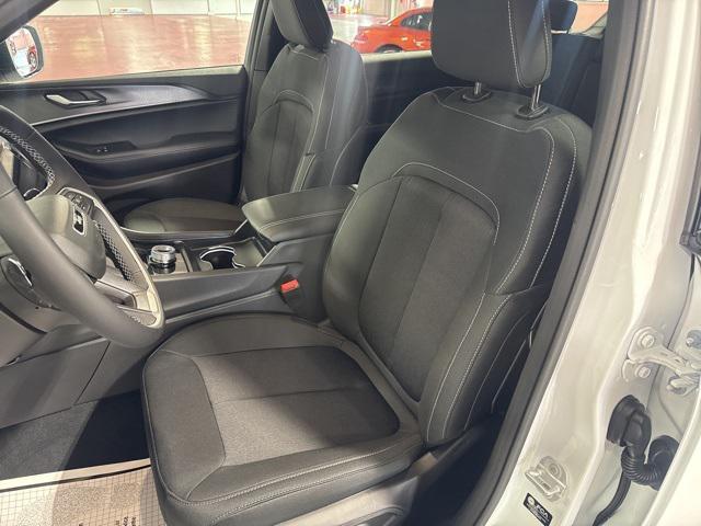 new 2025 Jeep Grand Cherokee L car, priced at $43,584