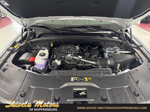 new 2025 Jeep Grand Cherokee L car, priced at $37,625