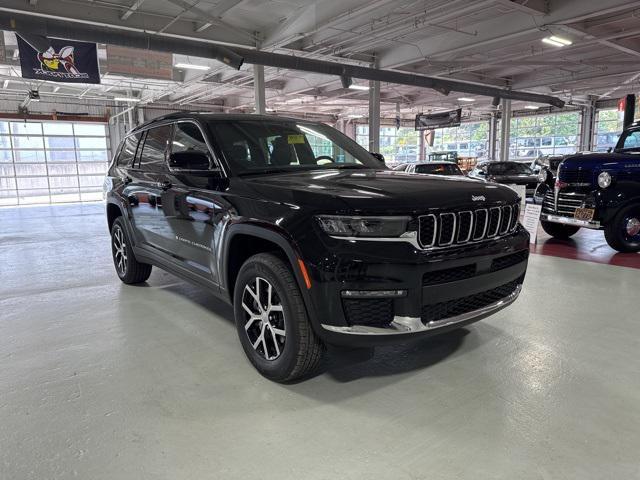 new 2025 Jeep Grand Cherokee L car, priced at $45,672