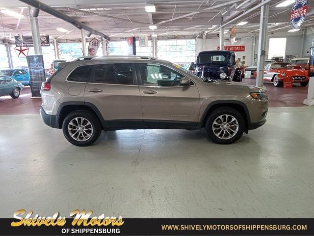 used 2020 Jeep Cherokee car, priced at $15,995