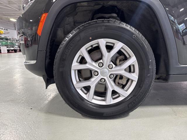 used 2022 Jeep Grand Cherokee L car, priced at $34,995
