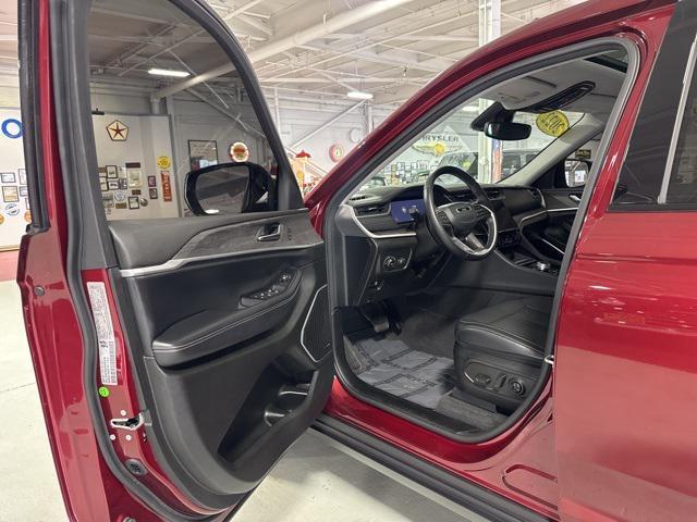 used 2022 Jeep Grand Cherokee L car, priced at $34,995