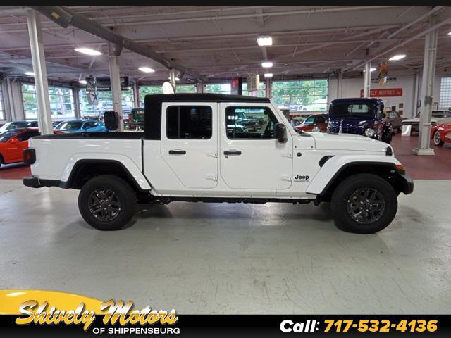 new 2024 Jeep Gladiator car, priced at $45,252