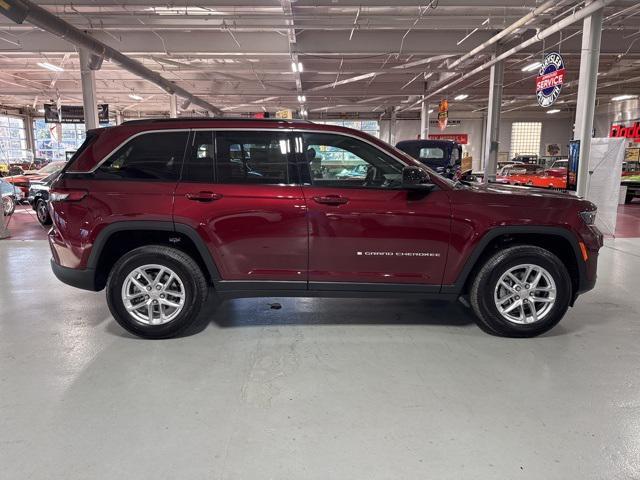 new 2025 Jeep Grand Cherokee car, priced at $38,870