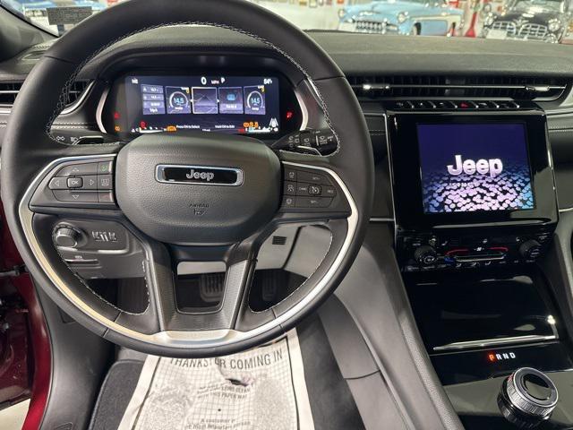 new 2025 Jeep Grand Cherokee car, priced at $38,870