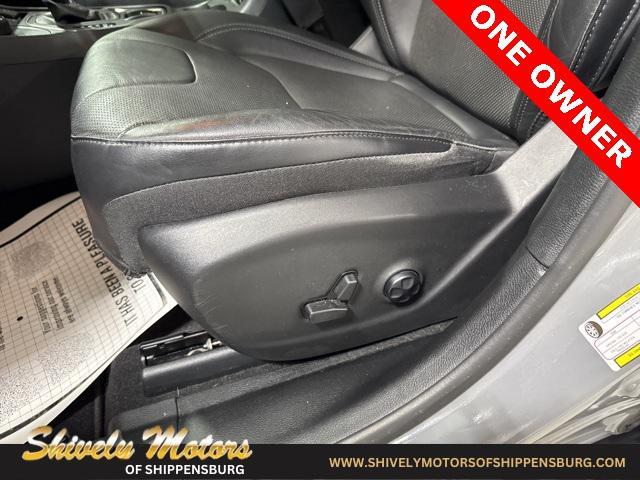 used 2021 Jeep Cherokee car, priced at $20,995