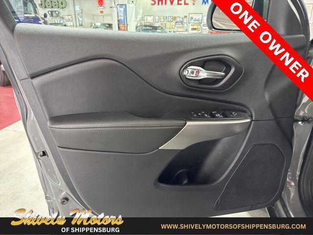 used 2021 Jeep Cherokee car, priced at $20,995