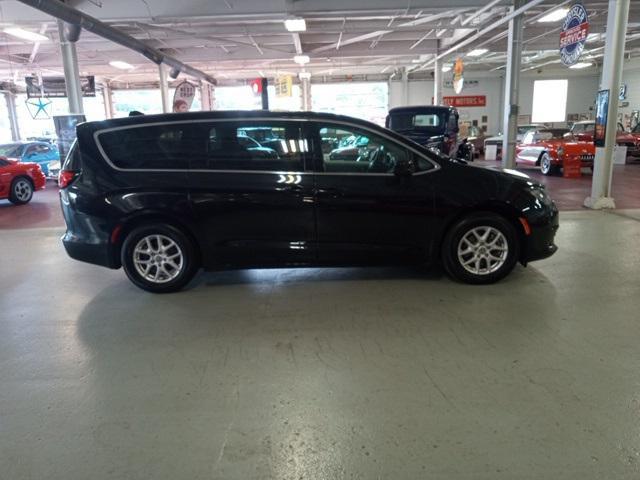 used 2019 Chrysler Pacifica car, priced at $15,995