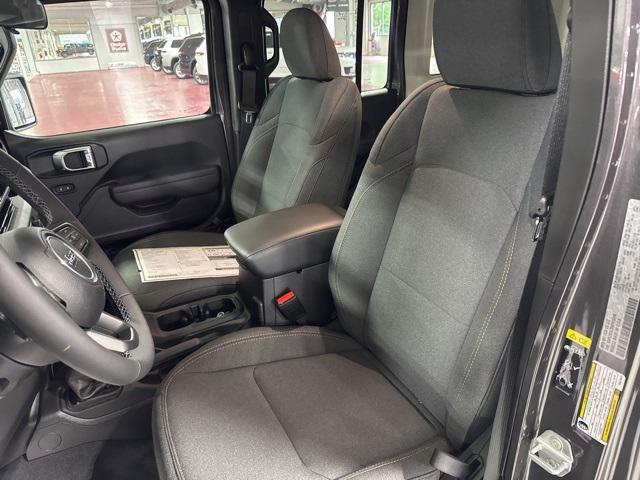 new 2025 Jeep Wrangler car, priced at $46,986