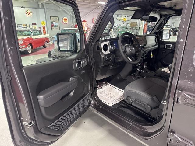 new 2025 Jeep Wrangler car, priced at $46,986