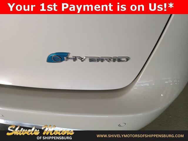 used 2021 Chrysler Pacifica Hybrid car, priced at $30,995