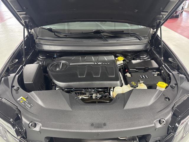 used 2019 Jeep Cherokee car, priced at $18,995