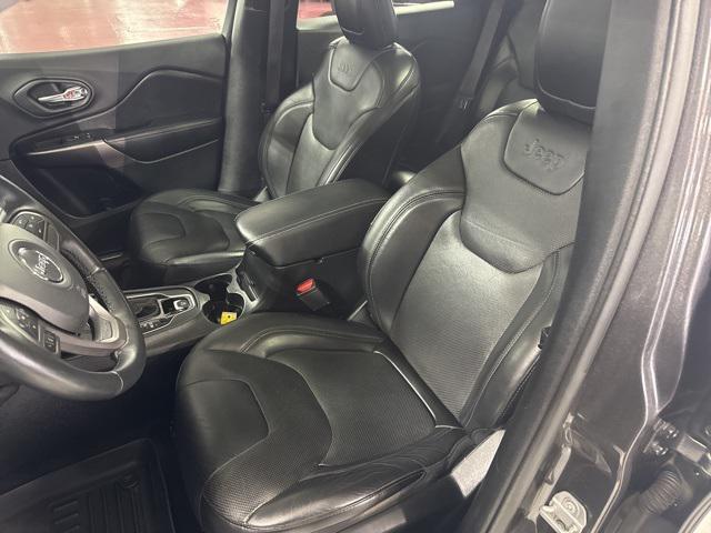 used 2019 Jeep Cherokee car, priced at $18,995