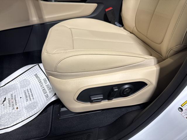 new 2025 Jeep Grand Cherokee car, priced at $46,059