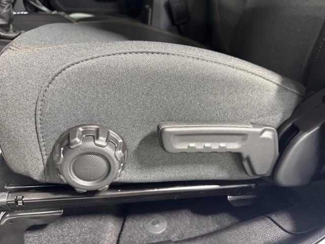 new 2025 Jeep Wrangler car, priced at $43,891