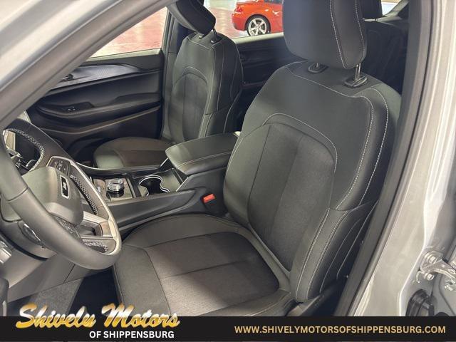 new 2025 Jeep Grand Cherokee L car, priced at $39,491