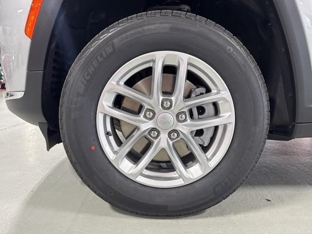 new 2025 Jeep Grand Cherokee L car, priced at $43,429