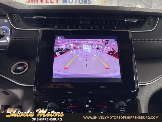 new 2025 Jeep Grand Cherokee L car, priced at $39,491