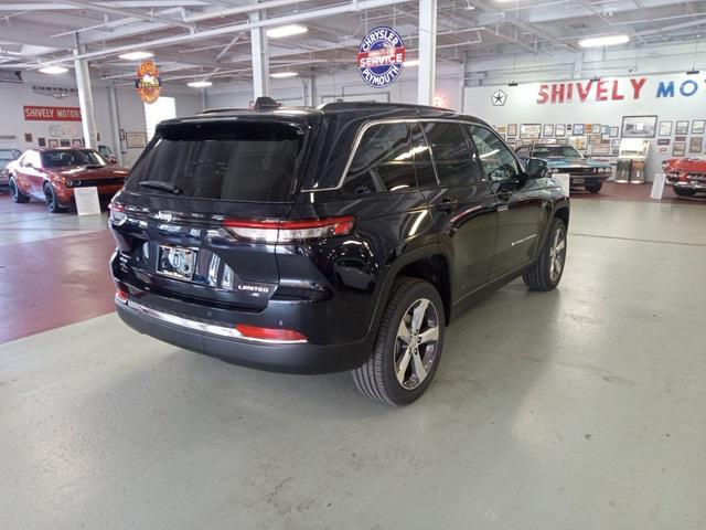 new 2024 Jeep Grand Cherokee car, priced at $44,752