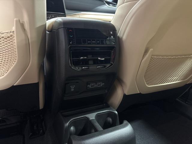 new 2025 Jeep Grand Cherokee L car, priced at $48,996