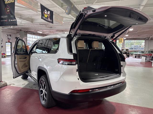 new 2025 Jeep Grand Cherokee L car, priced at $48,996