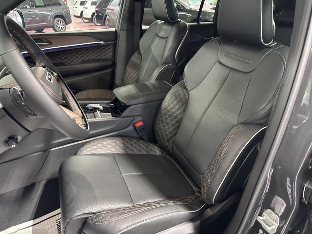 new 2025 Jeep Grand Cherokee car, priced at $55,035