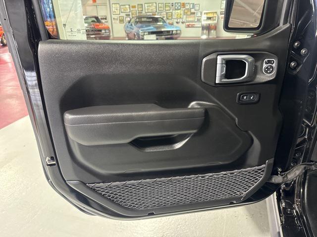 used 2022 Jeep Gladiator car, priced at $34,995