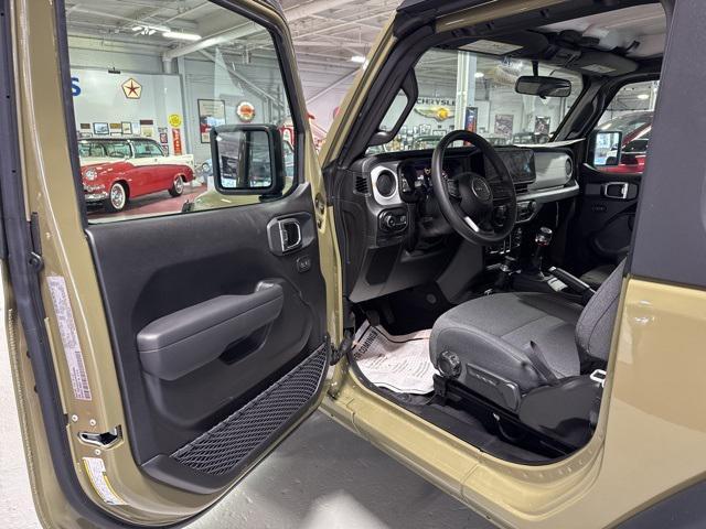 new 2025 Jeep Wrangler car, priced at $34,034