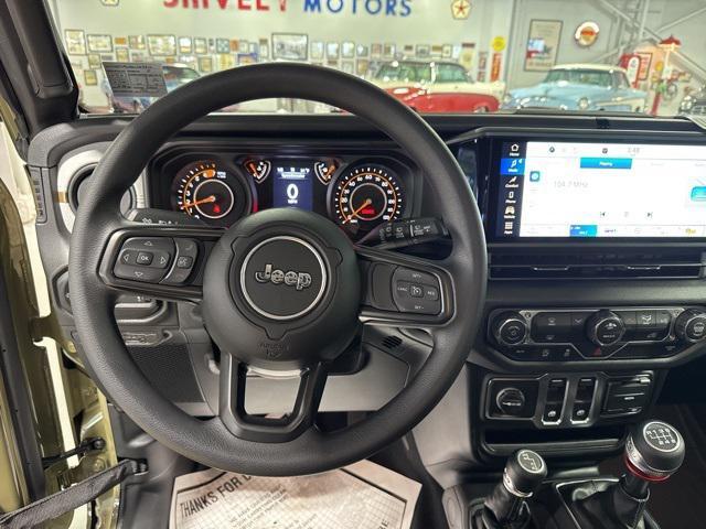 new 2025 Jeep Wrangler car, priced at $34,034