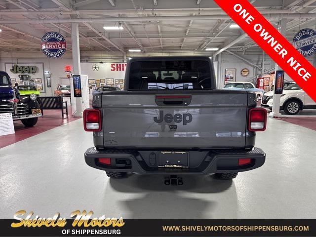 used 2022 Jeep Gladiator car, priced at $35,077
