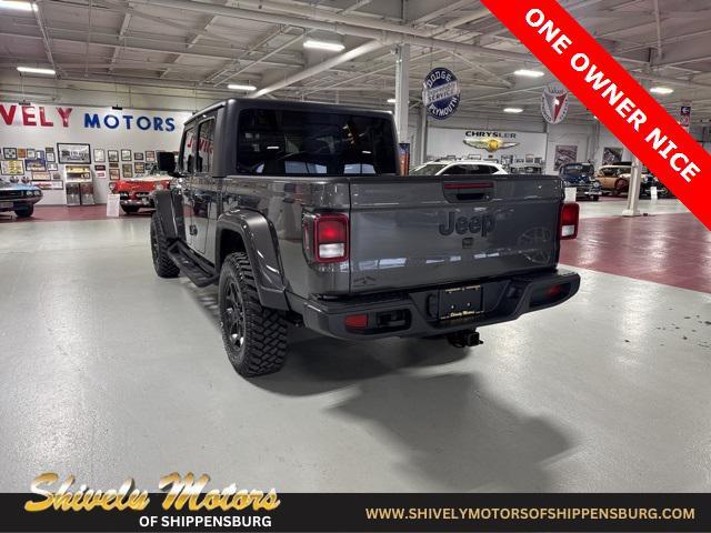 used 2022 Jeep Gladiator car, priced at $35,077