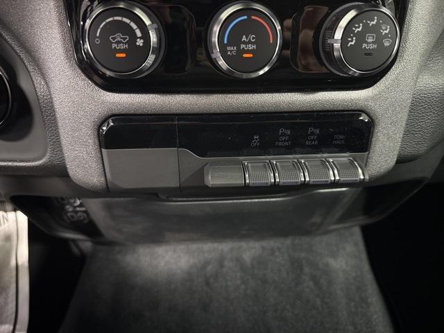 new 2025 Ram 1500 car, priced at $44,554