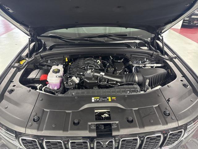 new 2025 Jeep Grand Cherokee L car, priced at $51,212