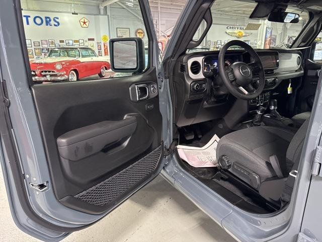 new 2025 Jeep Wrangler car, priced at $47,138
