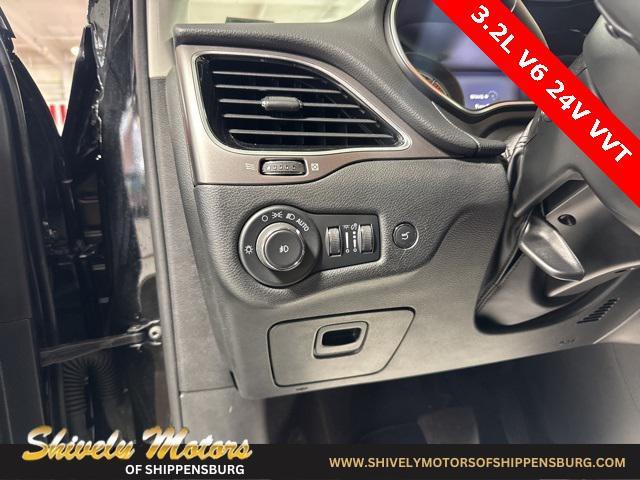 used 2022 Jeep Cherokee car, priced at $26,395