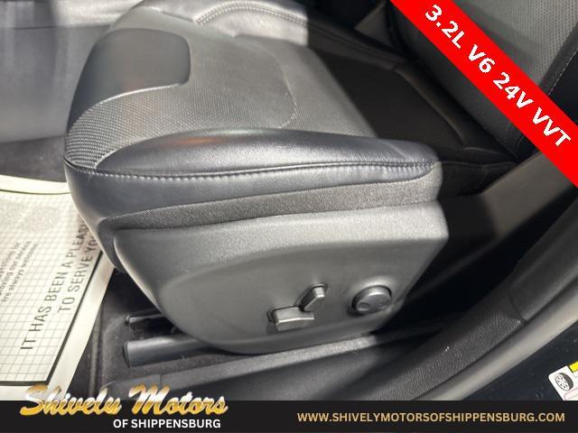 used 2022 Jeep Cherokee car, priced at $26,395