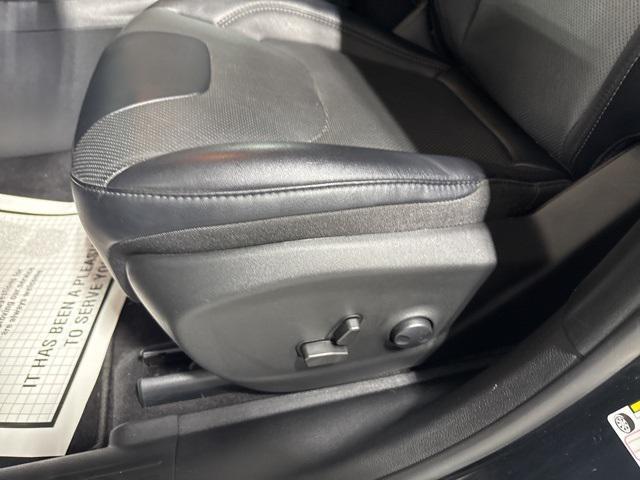 used 2022 Jeep Cherokee car, priced at $27,995