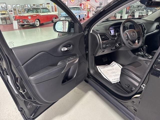 used 2022 Jeep Cherokee car, priced at $27,995