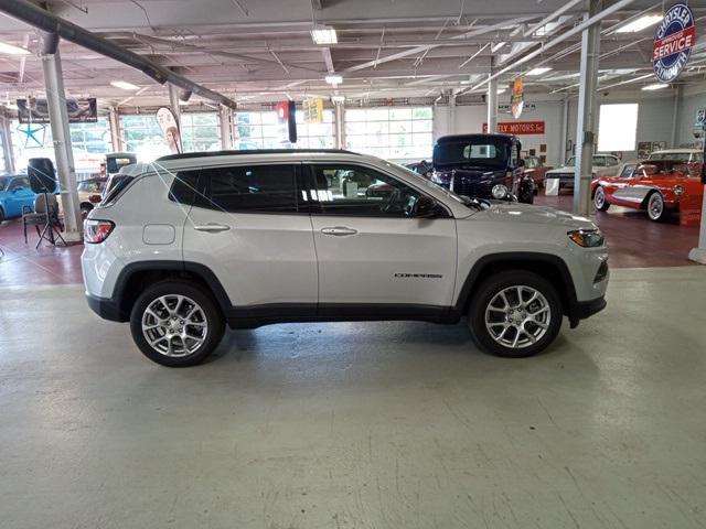 new 2024 Jeep Compass car, priced at $35,345