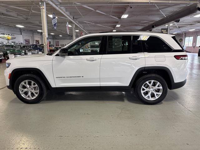 used 2023 Jeep Grand Cherokee car, priced at $31,995