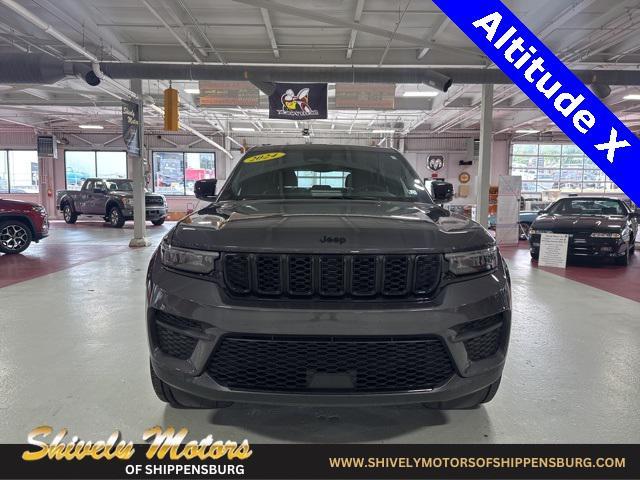 used 2024 Jeep Grand Cherokee car, priced at $36,190