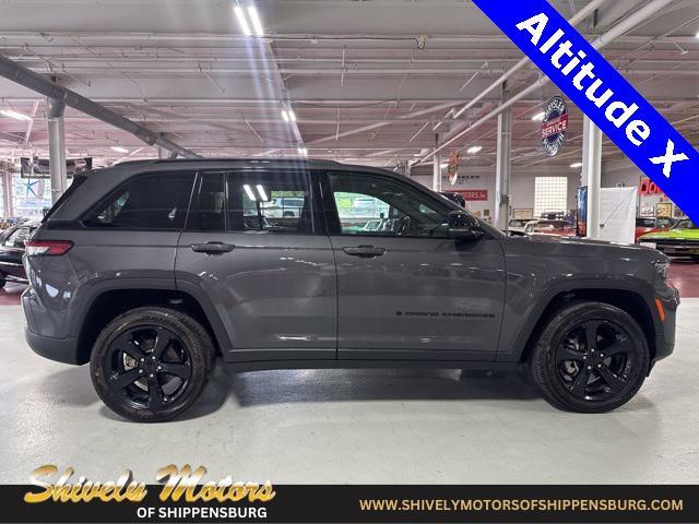 used 2024 Jeep Grand Cherokee car, priced at $36,190