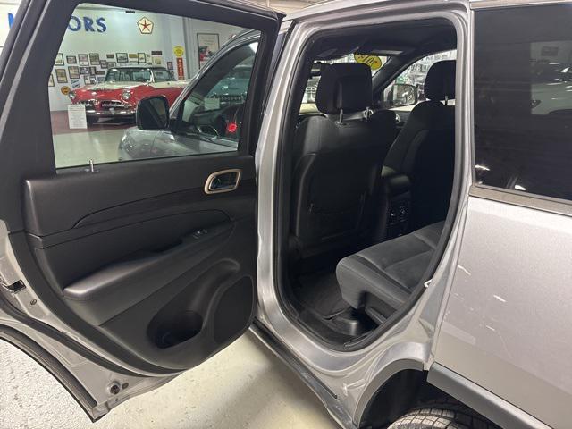 used 2014 Jeep Grand Cherokee car, priced at $10,995