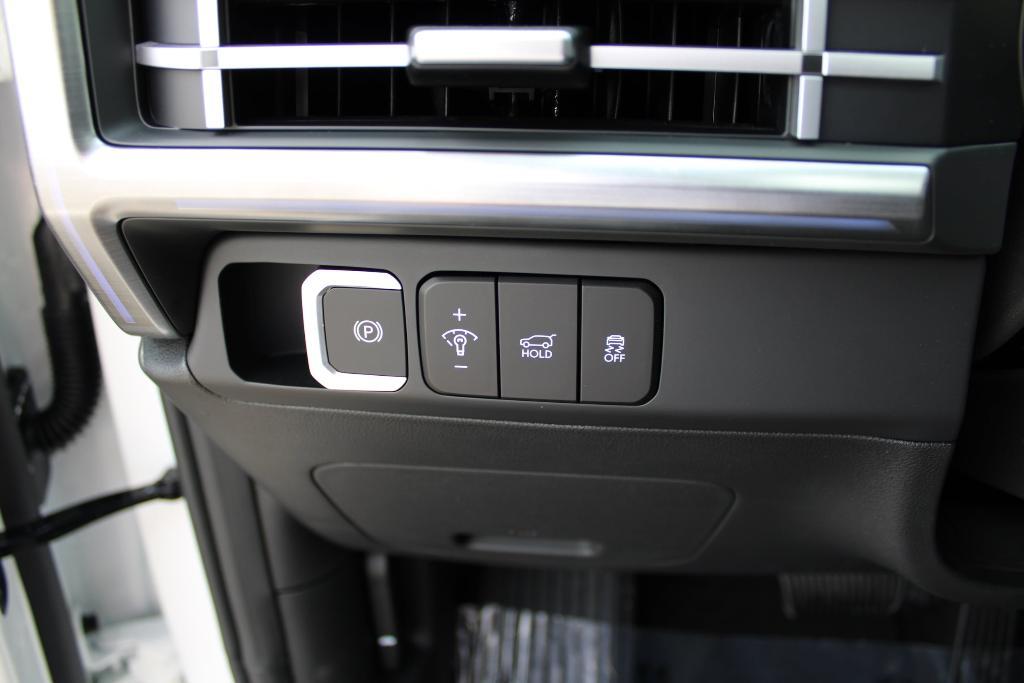 new 2025 Hyundai SANTA FE HEV car, priced at $46,637