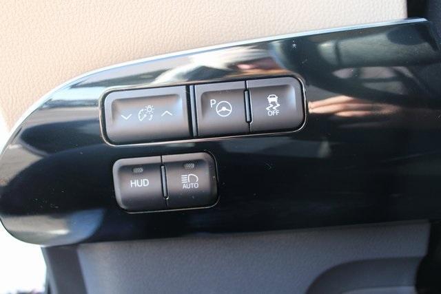 used 2018 Toyota Prius car, priced at $19,825
