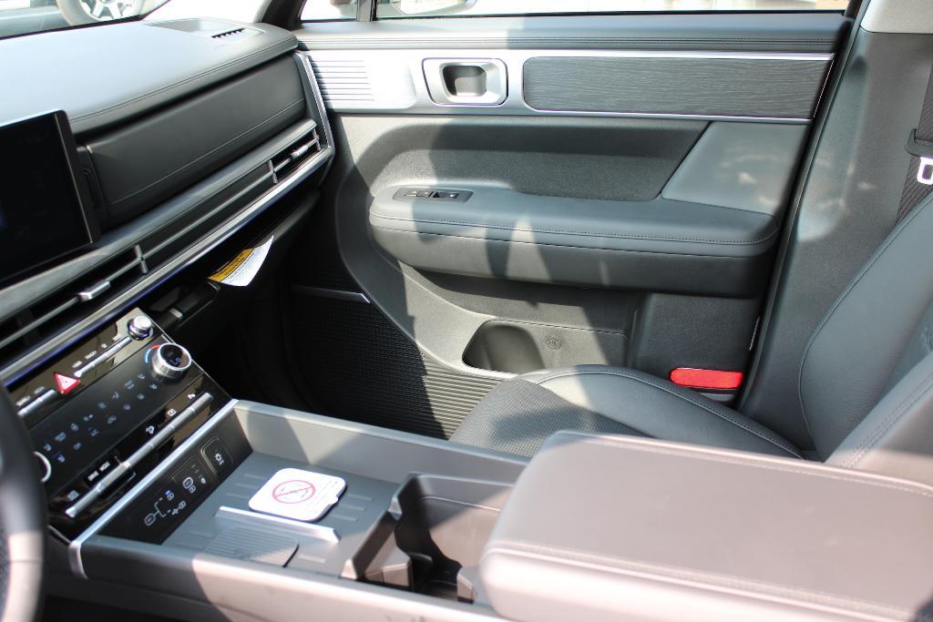 new 2025 Hyundai SANTA FE HEV car, priced at $45,432