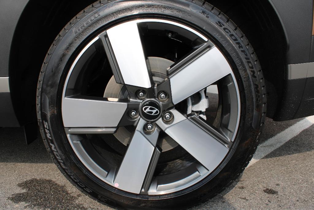 new 2025 Hyundai SANTA FE HEV car, priced at $45,432