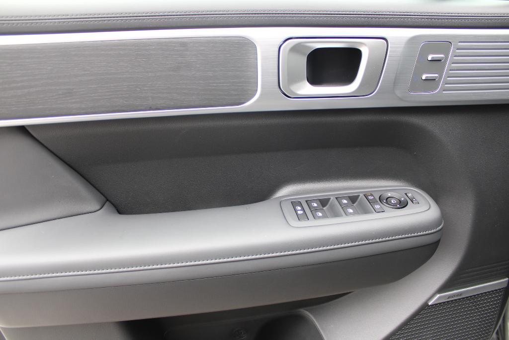 new 2025 Hyundai SANTA FE HEV car, priced at $49,039